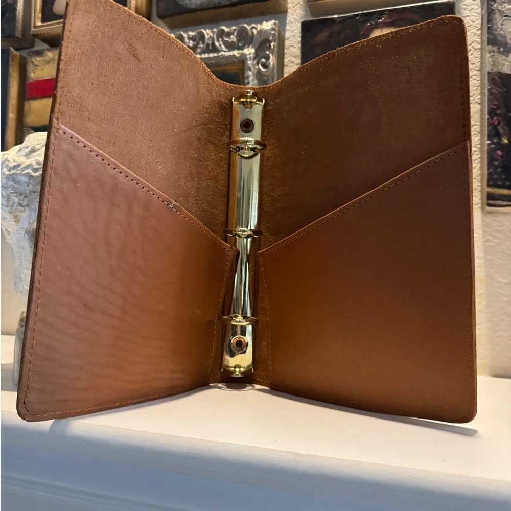 King‎ Ranch Leather 3-Ring Binder – Preowned, Monogrammed with Initials